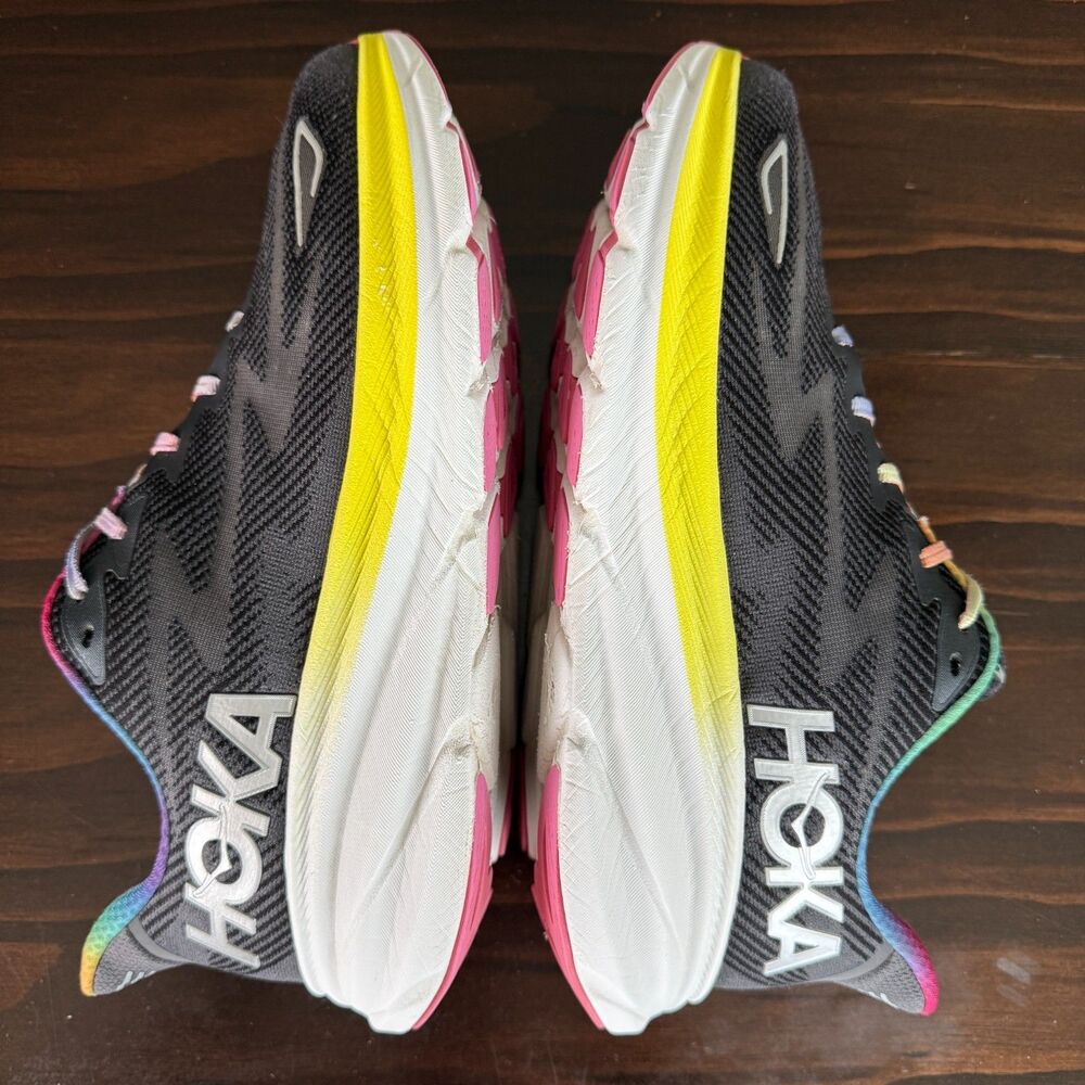 Hoka One One Clifton 9 Men's 11.5D Running Black Rainbow Sneakers 1127895 BAAB - Picture 3 of 12